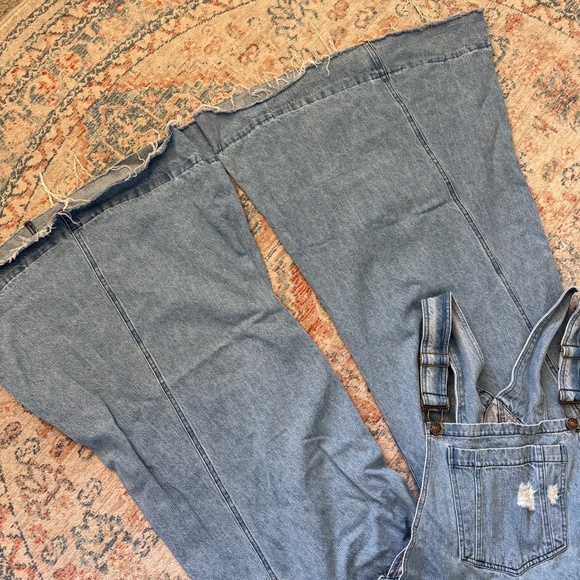 Wisteria Lane Super Wide Leg Denim Distressed Overalls — Size Medium - Picture 5 of 8